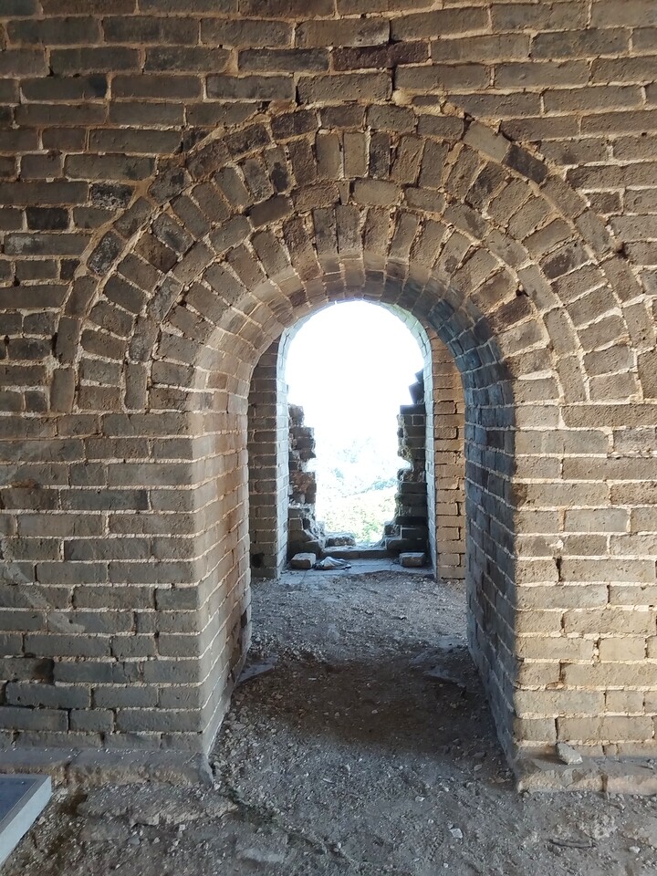 Hemp Village to Gubeikou Great Wall sundown hike, 2025/06/20—photo #9