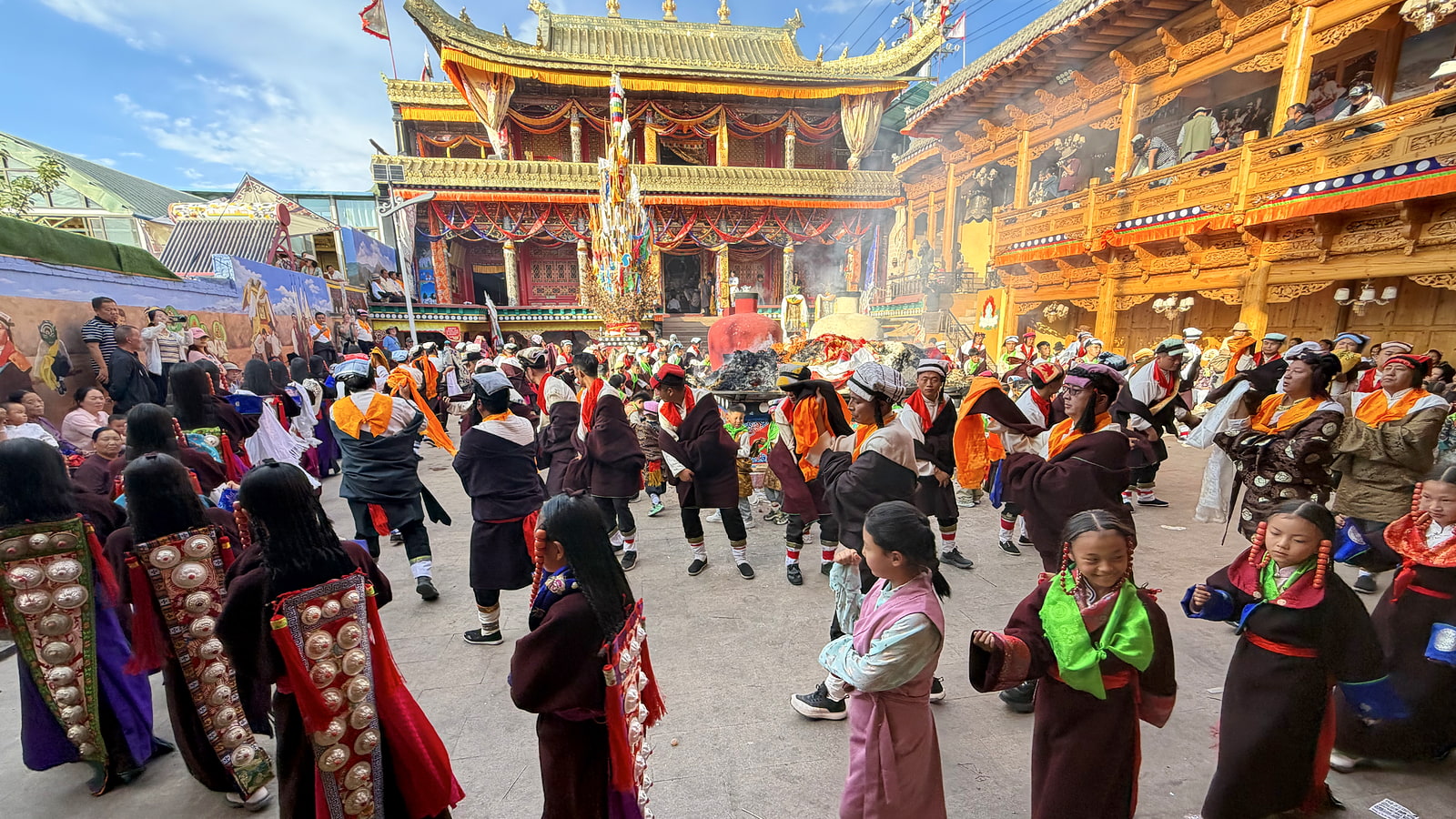 Festival of the Sixth Month, Tongren, Qinghai Province, 2026/08