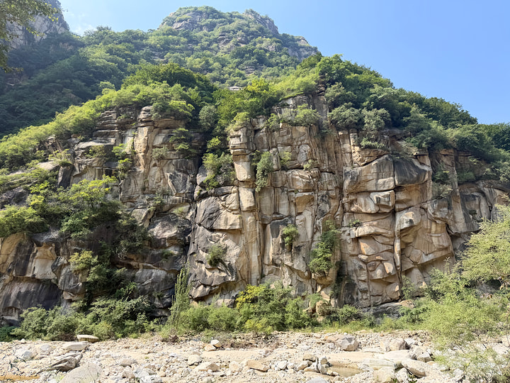 Yunmeng Gorge swim and explore, 2026/09/06—photo #3