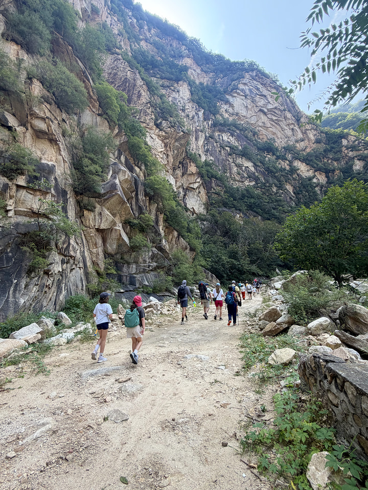 Yunmeng Gorge swim and explore, 2026/09/06—photo #5