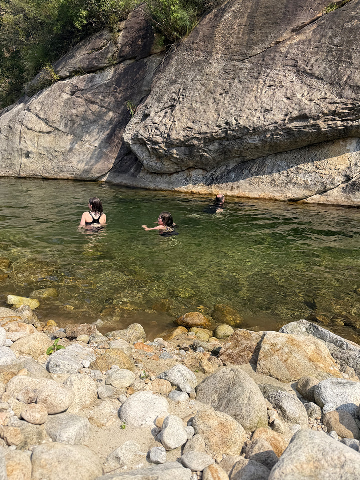 Yunmeng Gorge swim and explore, 2026/09/06—photo #10