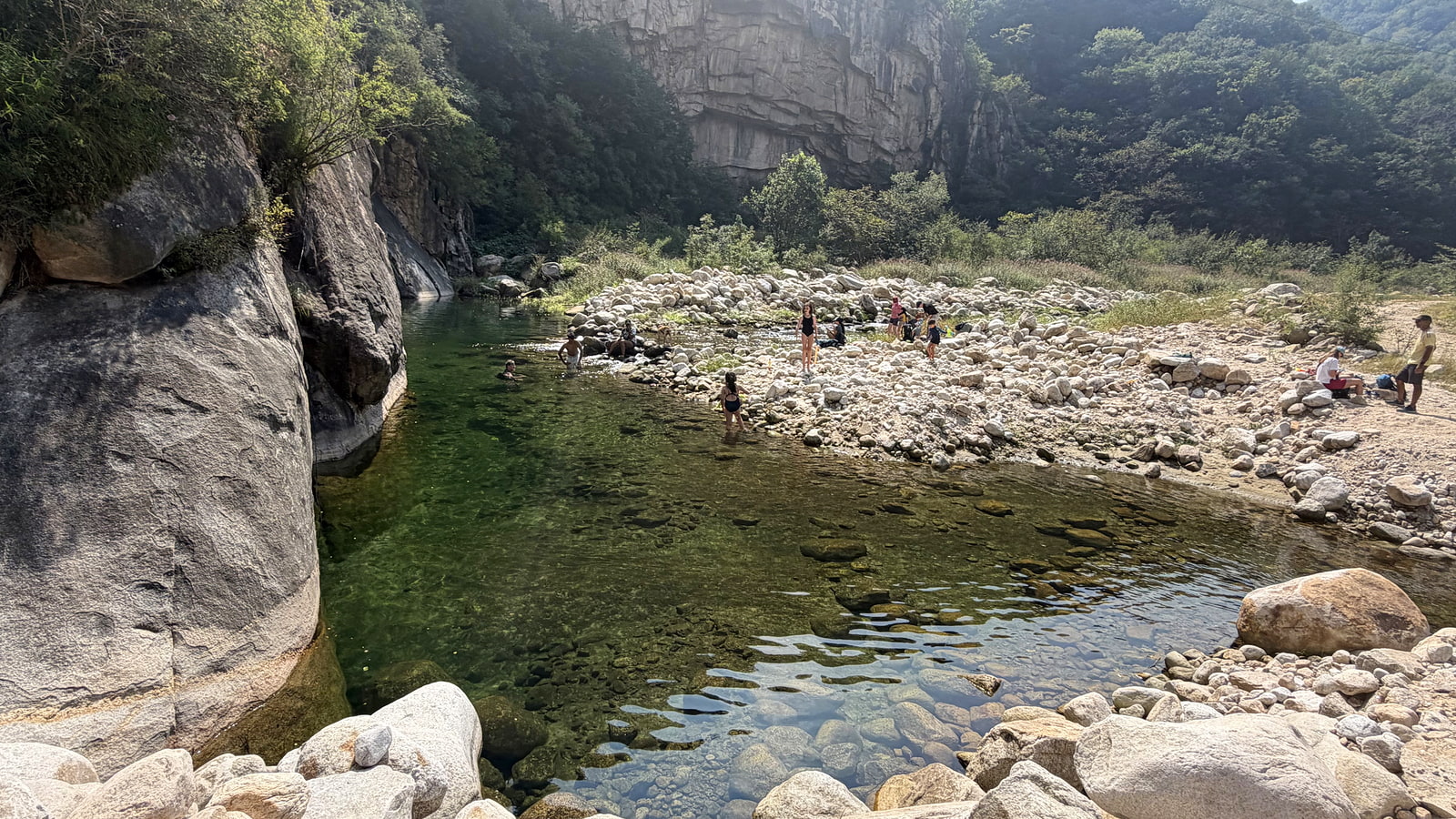 Yunmeng Gorge swim and explore, 2026/09/06