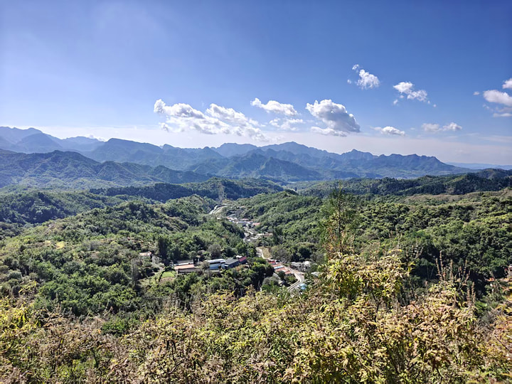 Qiangzilu ‘Bricks in the Wall’ hike, 2026/09/27—photo #8