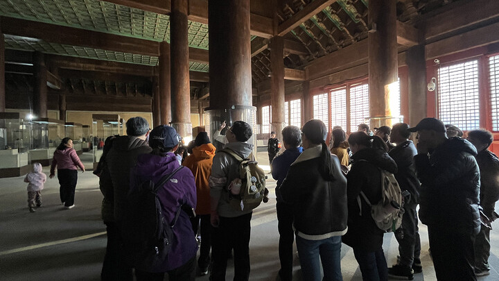 Inside one of the halls at Chang Tomb
