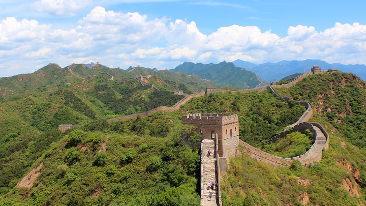 Long views of the Jinshanling Great Wall