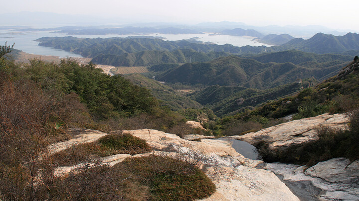 Views toward the Miyun Reservoir from a side trail